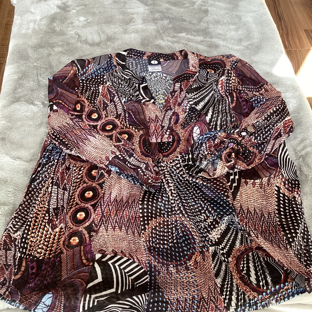 NWT J flowy  multicolour sheer top size L